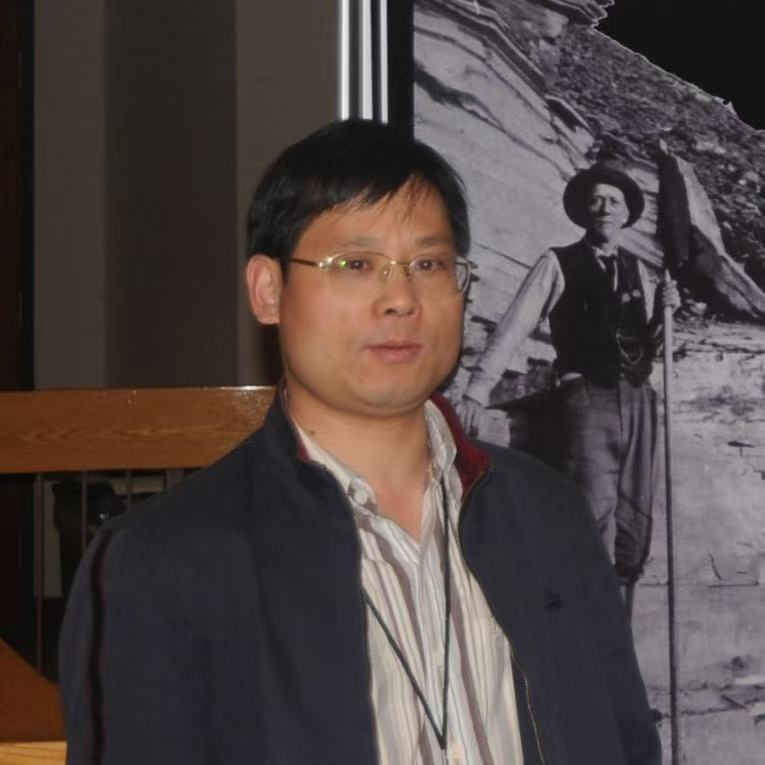 乐动平台官网创新论坛第一千八百二十六讲：小壳化石：多门类后生动物的源头