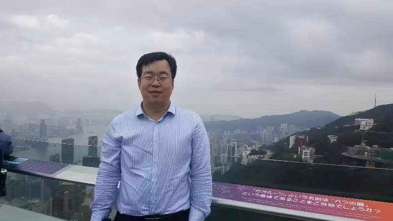 乐动平台官网创新论坛第一千三百九十六讲：亚纳米尺度材料合成及性质探索