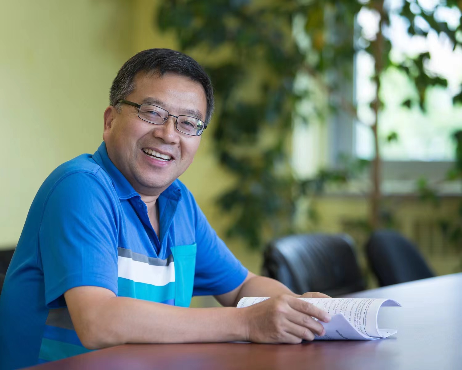 乐动平台官网创新论坛第一千六百九十讲：Existence, Uniqueness and Stability of Bistable Waves for Monotone Semiflows