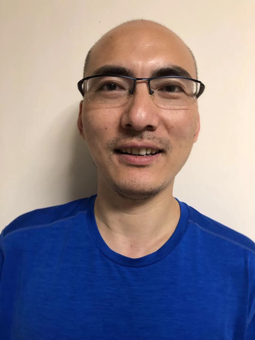 乐动平台官网创新论坛第七百七十六讲（“弘扬爱国奋斗精神、建功立业新时代”系列活动)：Kähler hyperbolic manifolds and Chern number inequalities