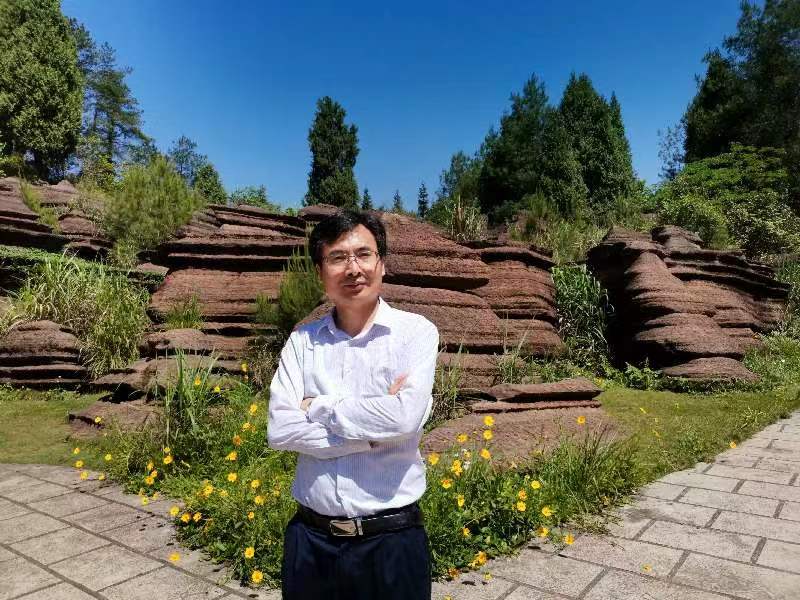 乐动平台官网创新论坛第一千二百九十二讲暨120周年校庆年系列活动: 喀斯特关键带水文过程及其生态效应